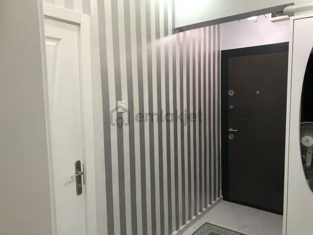Fatih Hırka-i Şerif Mahallesinde 2+1 70m2 Satılık Daire 4