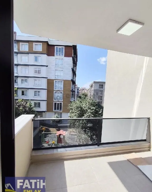 Cumhuriyet İlkokulu Civarı Satılık 3+1 Ultra Lüks Daire 2