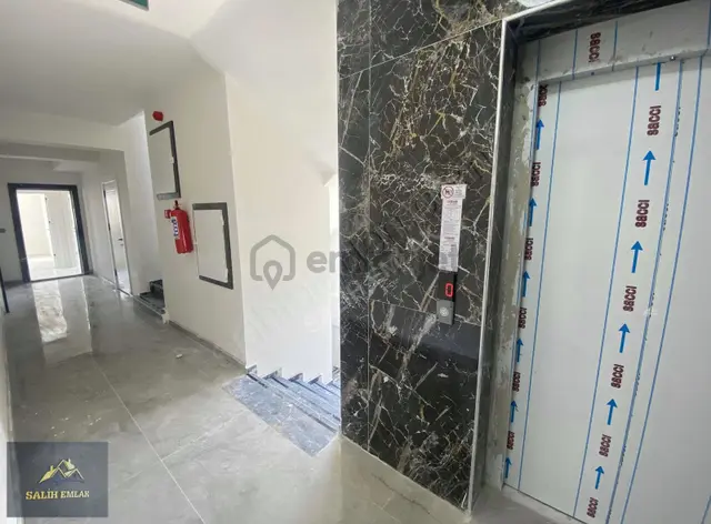 Salih Emlak'tan Niğde Evleri Civarı Sıfır Ara Kat 2+1 Daire 4