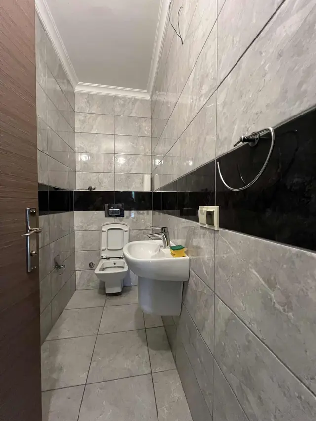 Trabzon 2 Nolu Erdoğdu Kışla Bayrak Evleri 3+1 Site İçerisinde 5