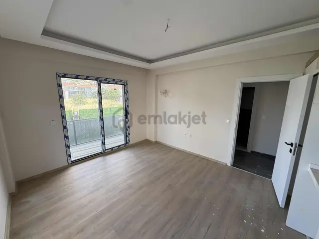 Turyap'tan Satılık Sıfır Ve Asansörlü Yerden Isıtmalı Lüks Daire 2