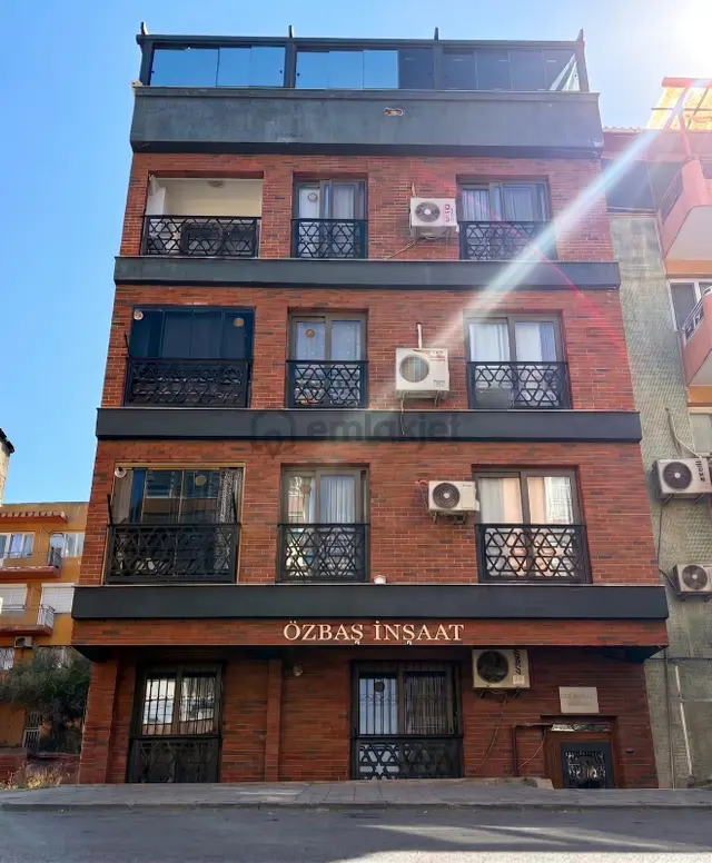Buca Akıncılar Mah. Kapalı Mutfak Satılık 2+1 Daire 1