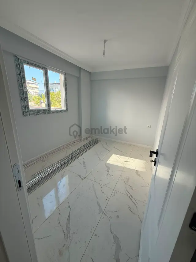 Satılık Şirinevler Mah. 1+1 60 M2 Doğalgazlı Sıfır Daire 3