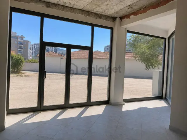 Menemen Ulucak Merkezi Konumda Satılık 80 M2 Ticari Alan 2