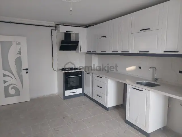 Sıfır 3+1 Lüks Arakat Daire 1