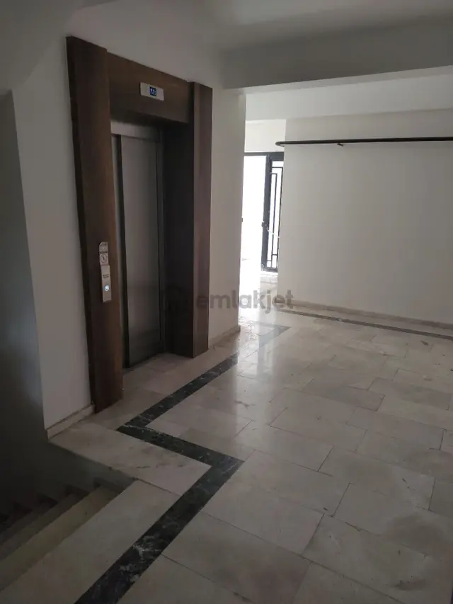 Sahibinden | Merkezde | Kiralık 1+1 Ofis | Ulu Cami Arkasında | Sıfır 2