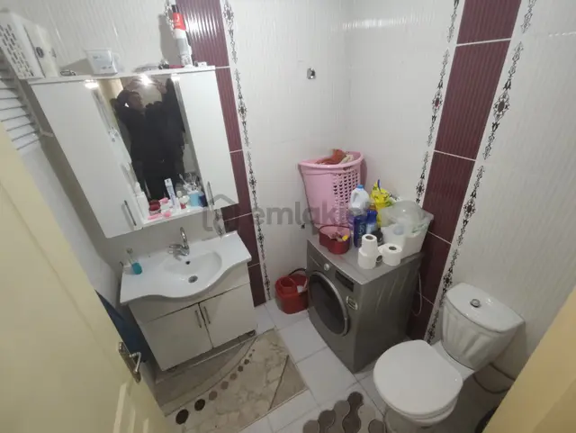 Yılmaz Gayrımenkulden Ebeveyn Banyolu Geniş M2 3+1 Satılık Daire 5