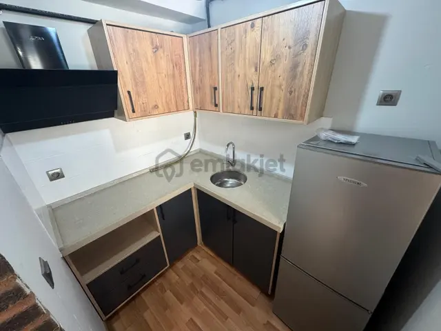 Görüklede Çok Merkezi Site İçi 1+1 Eşyalı Kiralık Tasarım Daire 3
