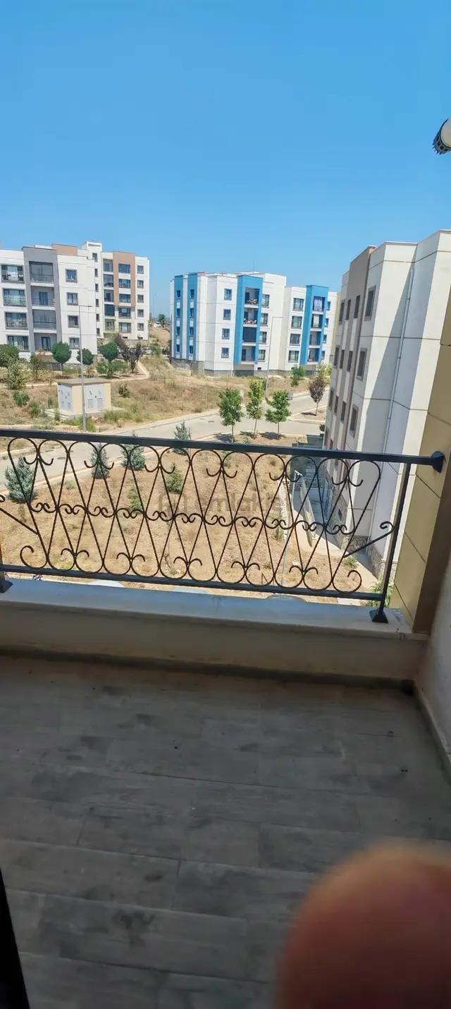 Seferihisar Toki Konutlarında Ferah Önü Açık 3+1 1