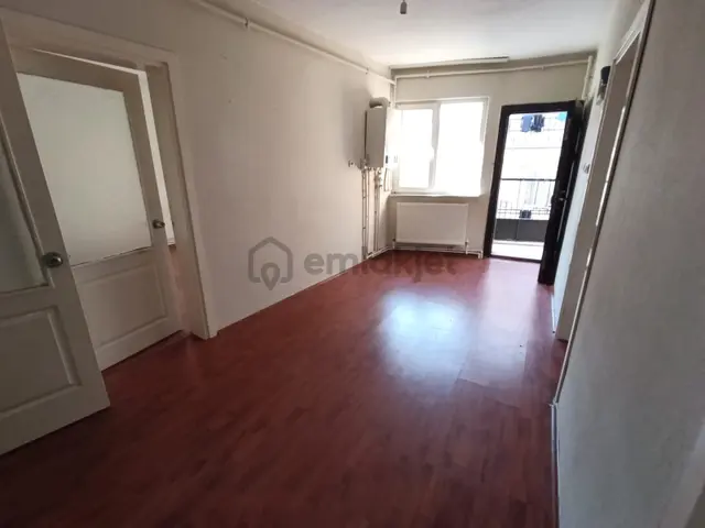 Eğitim Mahallesin'de Bulunan 4 Katlı Kat Mulkıyetlı Bina !!! 5