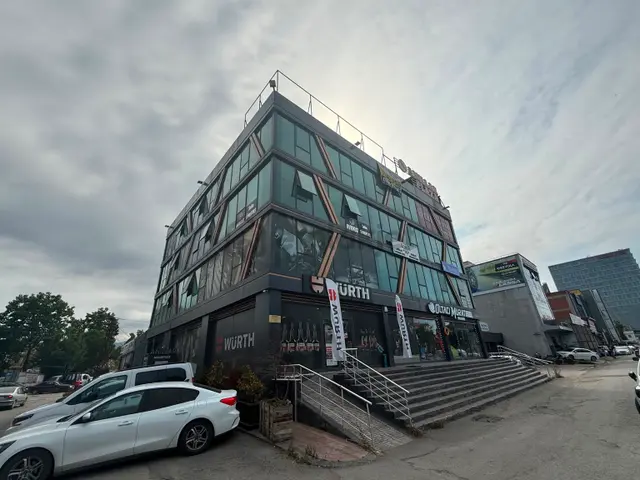 Doğan Emlak Group’tan Canik Anıllar Plaza’da 3.kat Kiralık Ofis 1