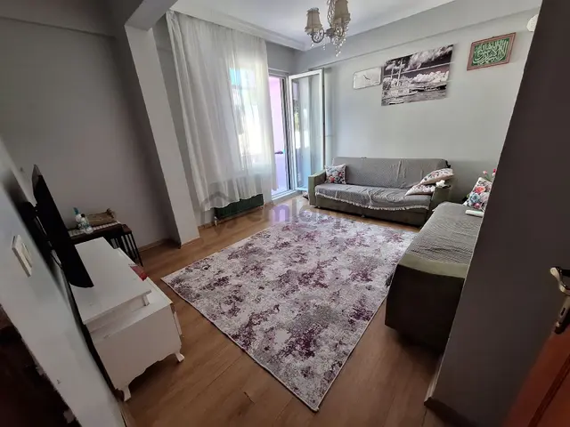 Pendik Kavakpınar'da 3+1 Geniş Ve Kullanışlı Satılık Daire 30m² Arsa Paayu 1