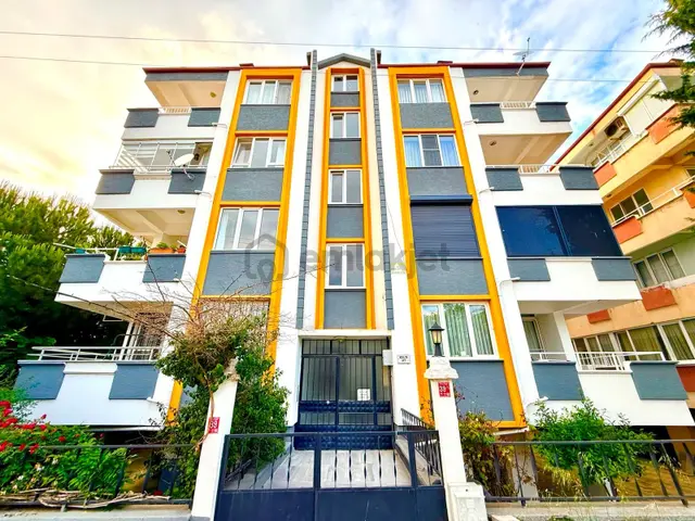 𝄞yetkilisi Melodi'den İkizçay'da 3+1 Ada Mutfaklı Çay Manzaralı Barbekülü Daire