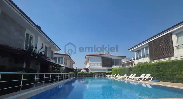Şok Fiyat! Dalaman Karaçalı-havuz Bahçe Güvenlik Olan 3+1 Villa 1