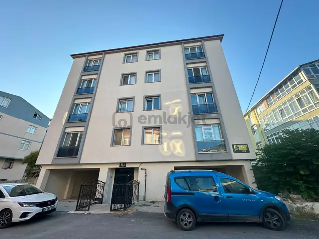 Büyükçekmece Muratçeşme De Satılık 2+1 85 M2 Daire Kat Mülkiyetli 4