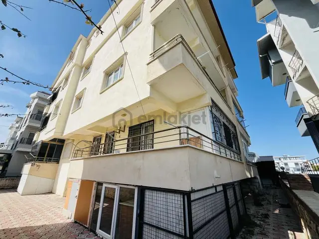 Didimde Yüksek Giriş, Geniş 1+1 Satılık Daire 3