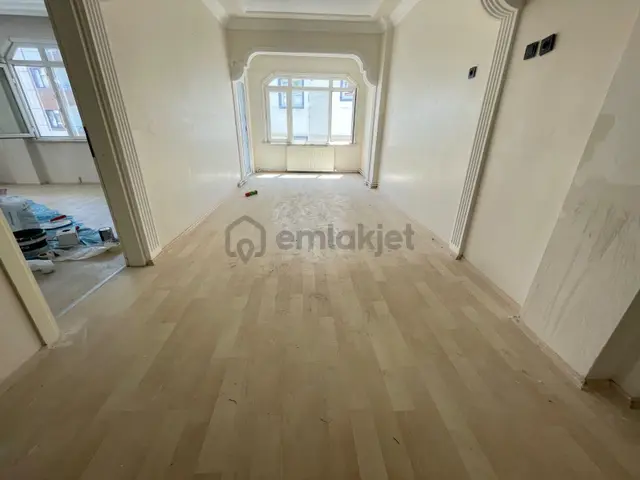 Eyüp Çırçır Da 3+1 Metroya Yakın Daire 1