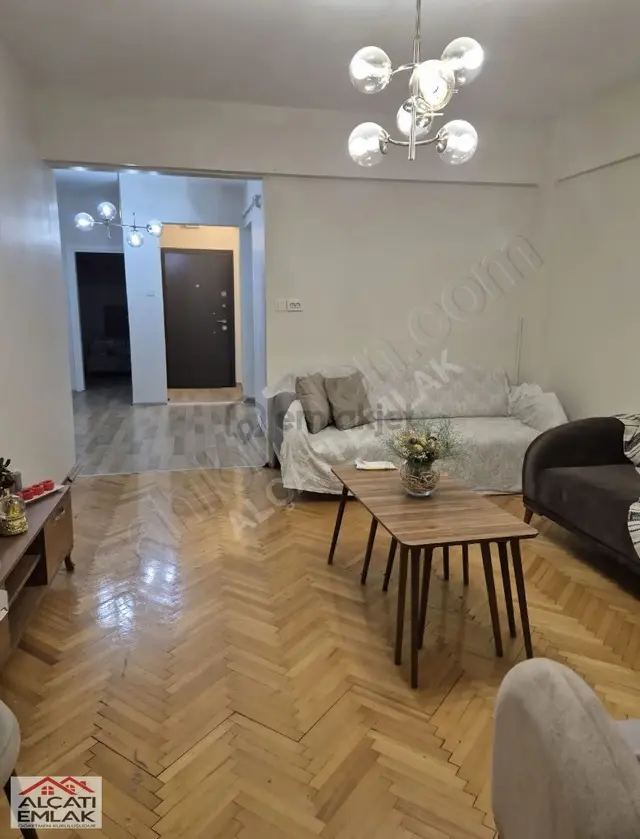 Acil Satılık Pendik Batı Mah. Tadilatlı 2+1 Daire 4