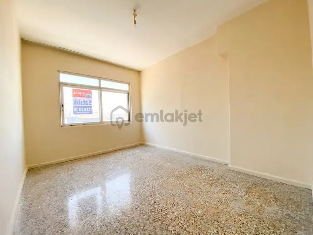 Remax Palm'den Geniş , Bağımsız Mutfaklı Satılık 2+1 Daire 3