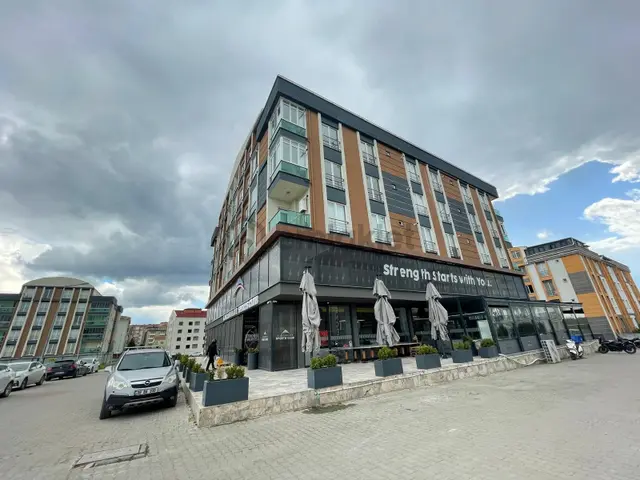B&u Gayrimenkul'den Karabulut Sitesi'nde Eşyalı Kiralık Daire 1