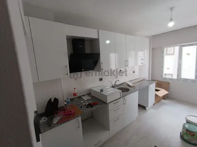 Atatürk Bulvarında 3+1 Kiralık Daire 1