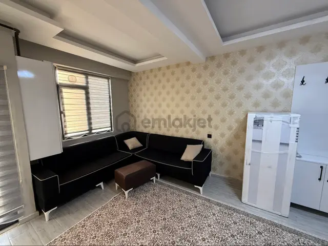 Kırmızı Gayrimenkulden Kiralık 1+1 Sıfır Eşyalı 4