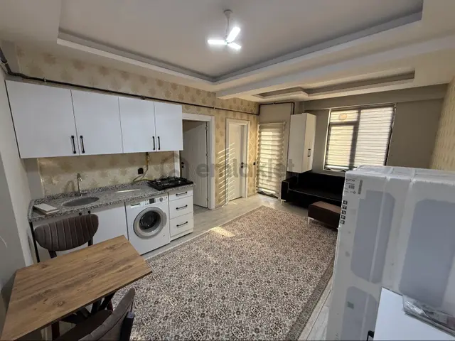 Kırmızı Gayrimenkulden Kiralık 1+1 Sıfır Eşyalı 2