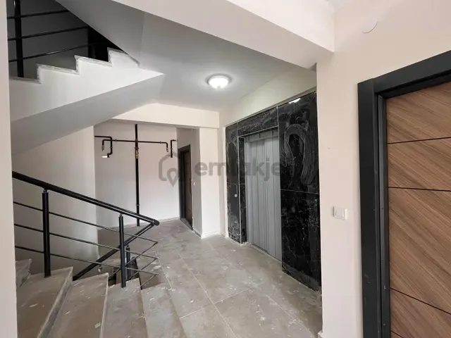 Remax Dem'den Cumhuriyet Mah. 2+1 Kiralık Daire 2