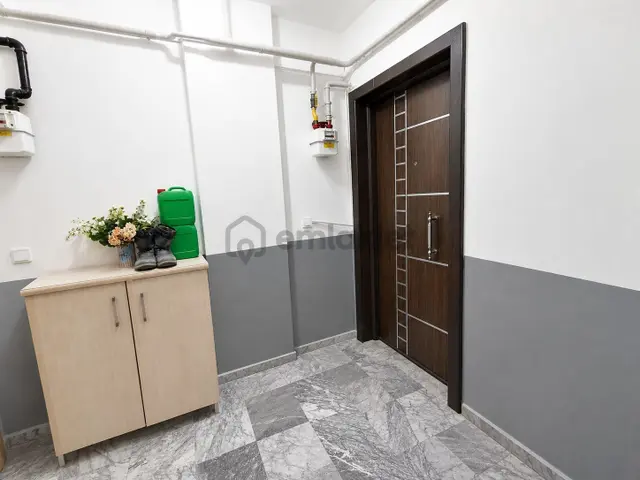 Camikebir Mahallesinde Geniş Bahçe Kullanımlı 2+1 4