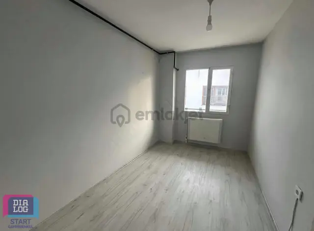 Karşıyakada Merkezi Konumda Kiralık 2+1 Daire 2