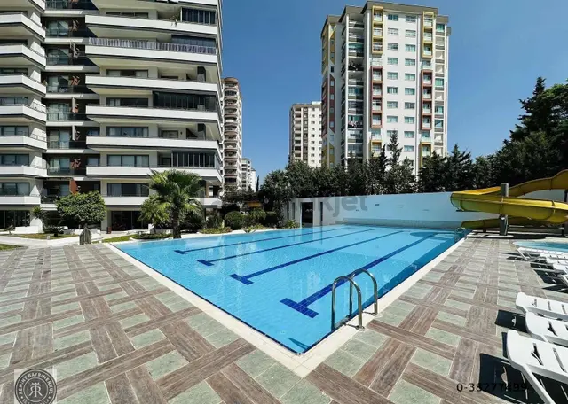 Geniş M2 Arayanlara!bulvar Üzeri 235 M2 Sıfır 3+1 Lux Daire