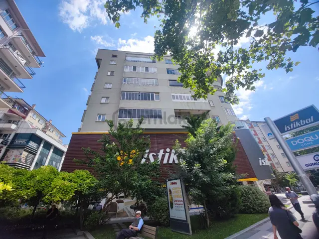 Global'den Şehir Merkezinde Kiralık Geniş 3+1 Daire 1