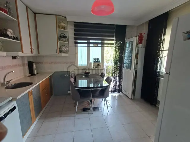 Şehzade'den Merkezefendi Mah. Satılık Tribleks Daire 1