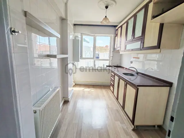 Çorlu Reşadiye Mah. İşcanlar Arkasında 2+1 Asansörlü Kiralık 1