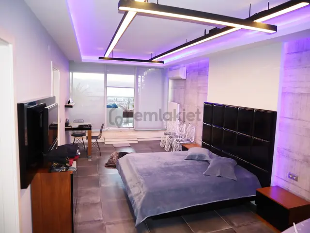 Güzelbiryer Sitesinde Şehir Manzaralı Penthouse Satılık 4+1daire 4