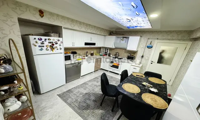 Ovacık Sınırında Genç Bina Teras Balkonlu Lüx Yapı Orta Kat 3+1 1