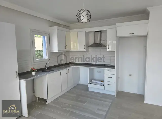 Mumcular Da Satılık 2+1 Orta Kat Daire 1