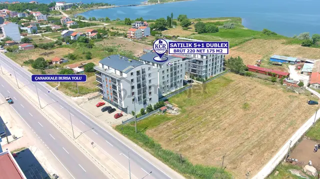 Lapseki Çardak'ta Boğaz Manzaralı 220 M2 Satılık Dubleks Daire 2