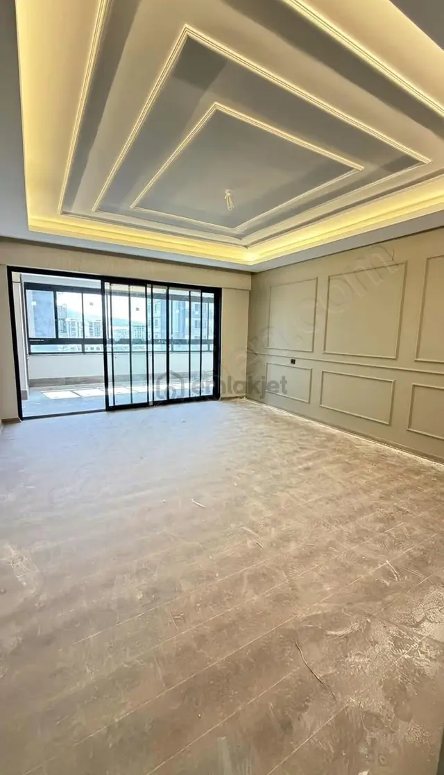 Alpaslan 2 De Satılık Ultra Lüks Giyinme Odalı 3+1 1