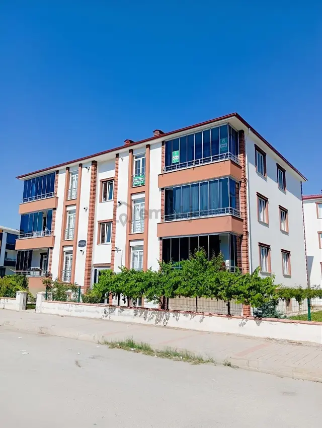 Beyaz Emlak 1