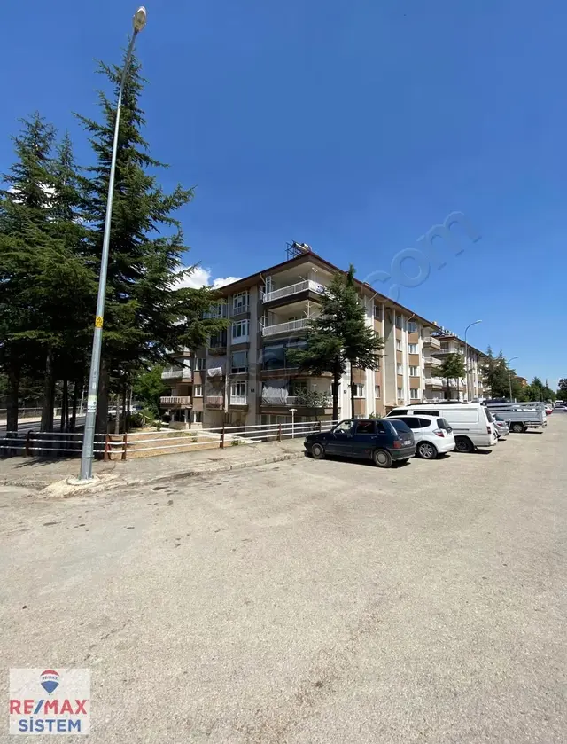 *kocatepe Mah. Muhteşem Konumda Kiralık 3+1 Geniş Fırsat Daire* 2