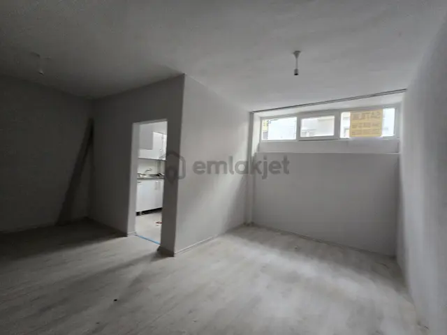 Zafer Mah Tadilatlı 2+1 Satılık Daire 1