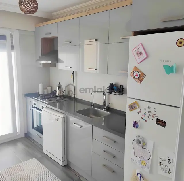 Realiva'dan Örnekkent Mah. Ebeveyn Banyolu Satılık 3+1 Daire 1