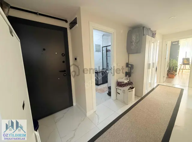 Sancaktepe Sarıgazi Mah Satılık 3+1 Arakat Daire 95m² Net 2