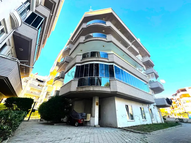 𝄞melodi'den İkizçay'da Havuzlu Güvenlikli Sitede Arakat Ön Cephe Ayrı Mutfaklı 2+1 Daire 1