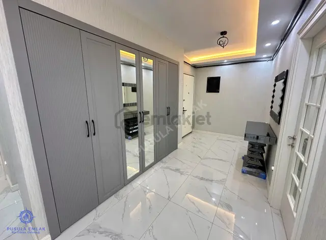 Ｐｕｓｕｌａ Ｅｍｌａｋ'ｄａｎ Sıfır Ayarında Caddeye Yakın 4+1 Kiralık Daire 2