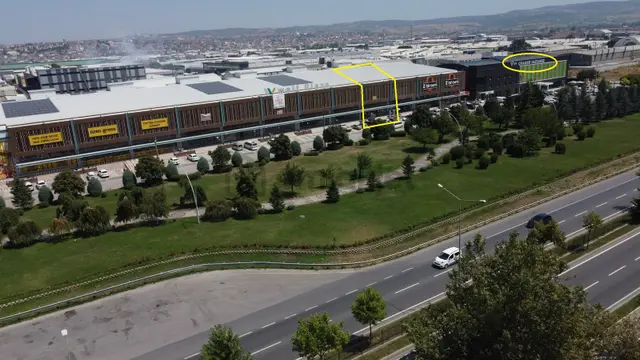 Ulucan'dan İnegöl Welt Plazada Kiralık Mağaza&fabrika 1