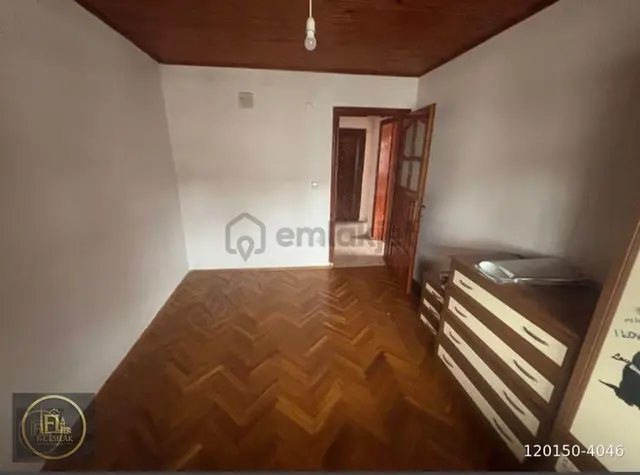 F-l Den Emaar Avm Yakını Libadiye Caddesi Guzergahinda 3+1 2