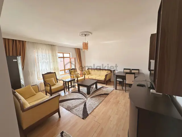 Mehtap Mahallesinde Asımgündüz Cadde Yakınında Full Eşyalı 3+1 Kiralık Daire 2