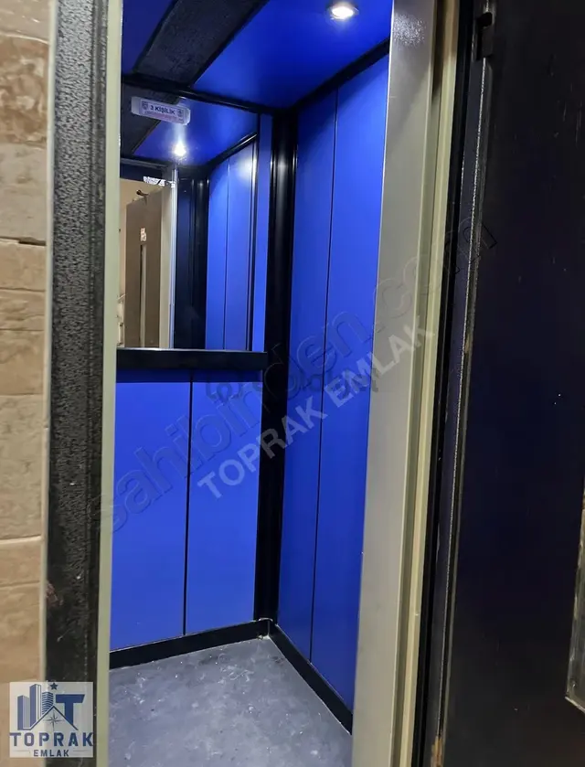 Toprak Emlak'tan Tunalı Mh / Ara Kat / Asansörlü / Kiralık 3+1 1
